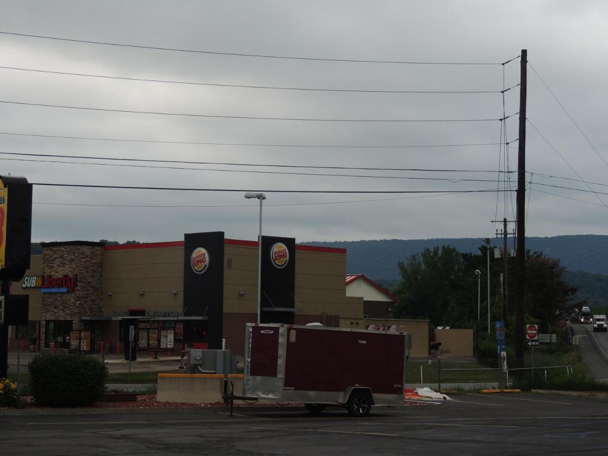 Super 8 By Wyndham Mifflinville Near Bloomsburg Exterior foto