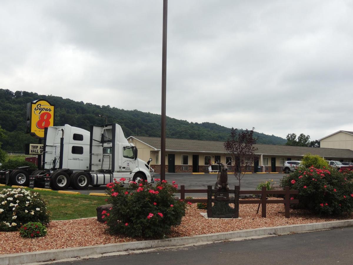 Super 8 By Wyndham Mifflinville Near Bloomsburg Exterior foto