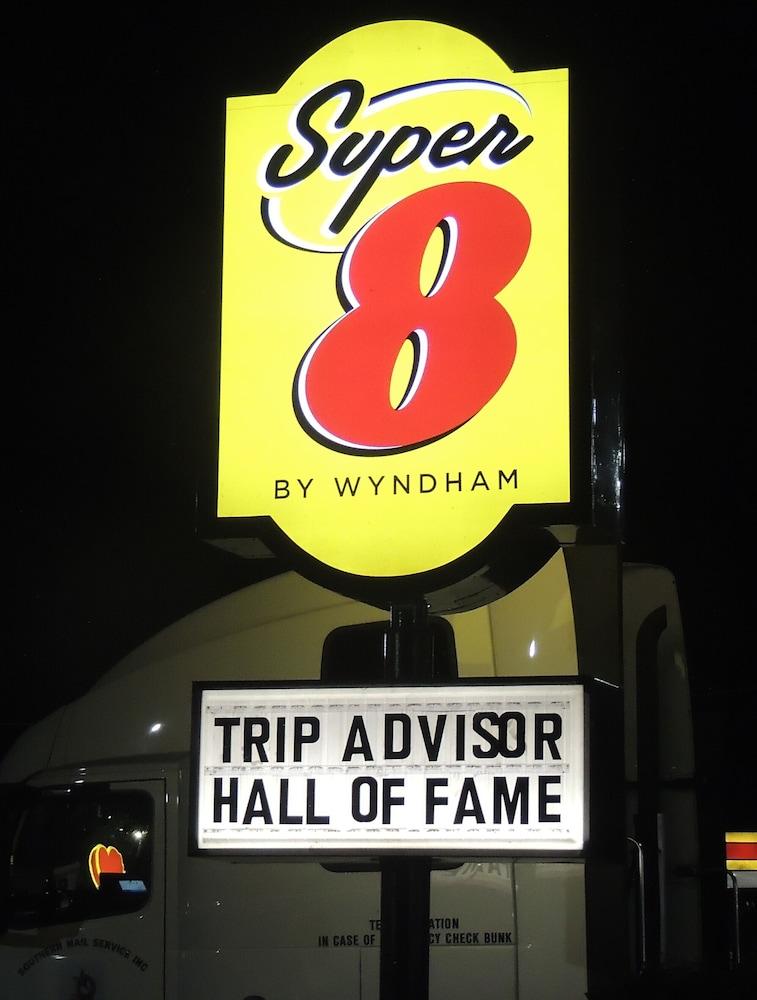 Super 8 By Wyndham Mifflinville Near Bloomsburg Exterior foto