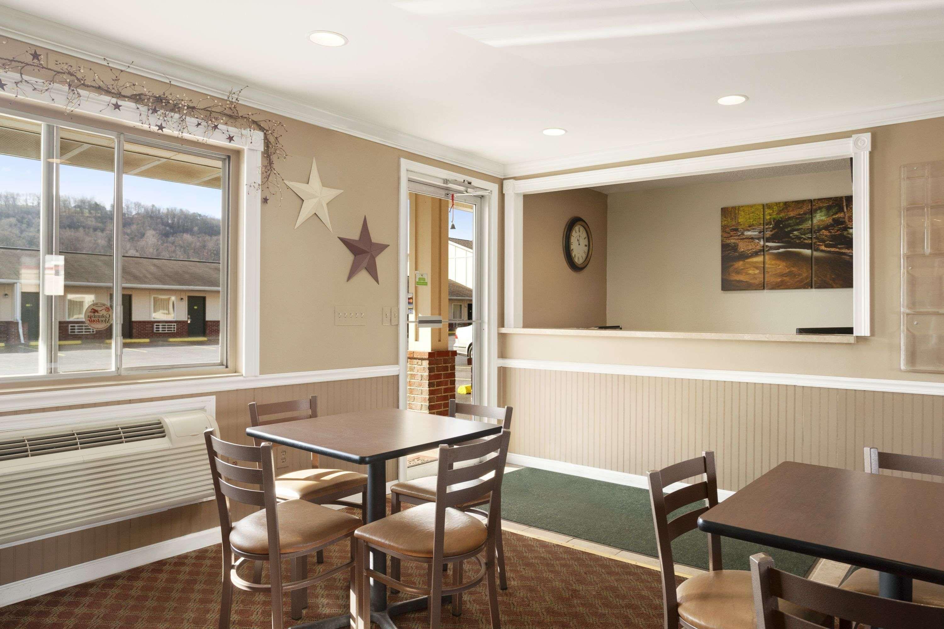 Super 8 By Wyndham Mifflinville Near Bloomsburg Exterior foto